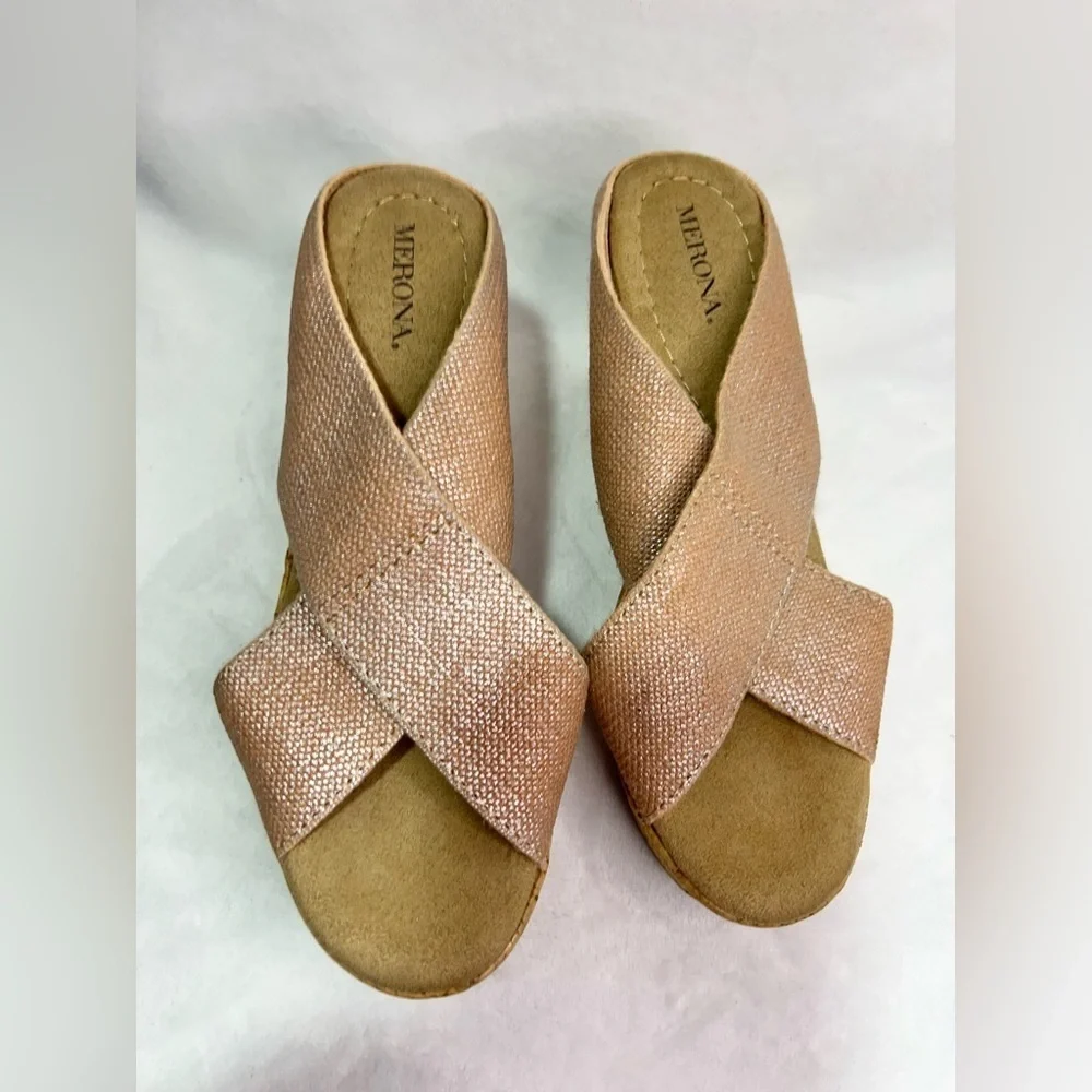 Merona Shimmer Peachy Beige Cross-Strap Slides Women’s Size 7.5